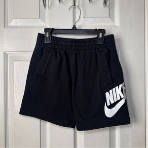 Nike Sportswear Club Fleece Big Kids 
Size Small